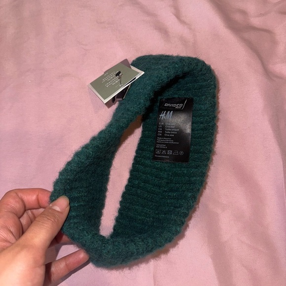 Green Headband and Hair Ties Combo - Picture 3 of 6